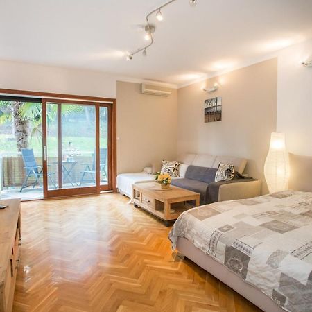 Apartment Mauro Porec Esterno foto